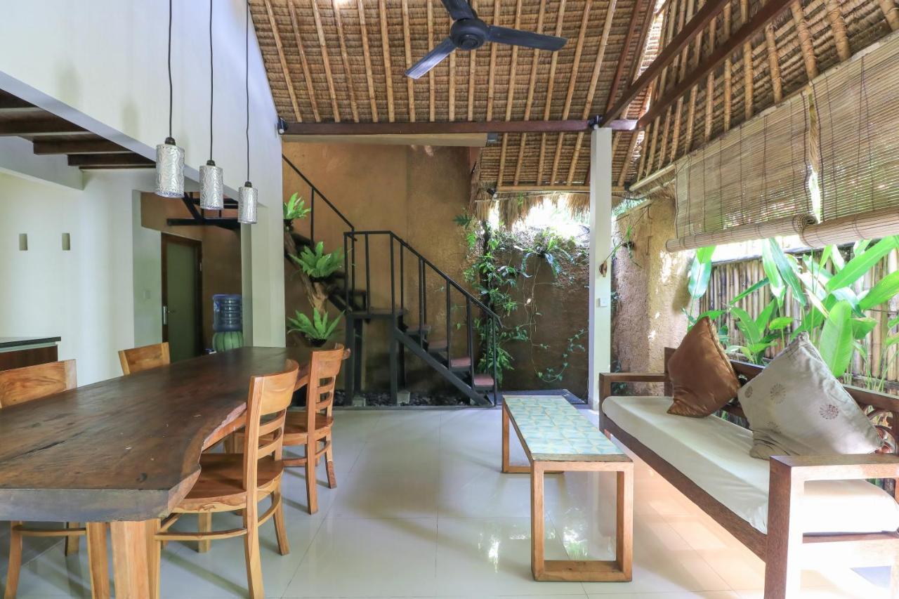 De Dalam Villa Ubud Exterior photo